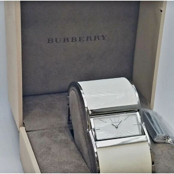 Vintage Burberry Authentic Bangle Watch - Picture 3 of 9